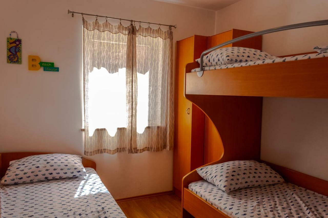 Abby Kornić Exterior foto